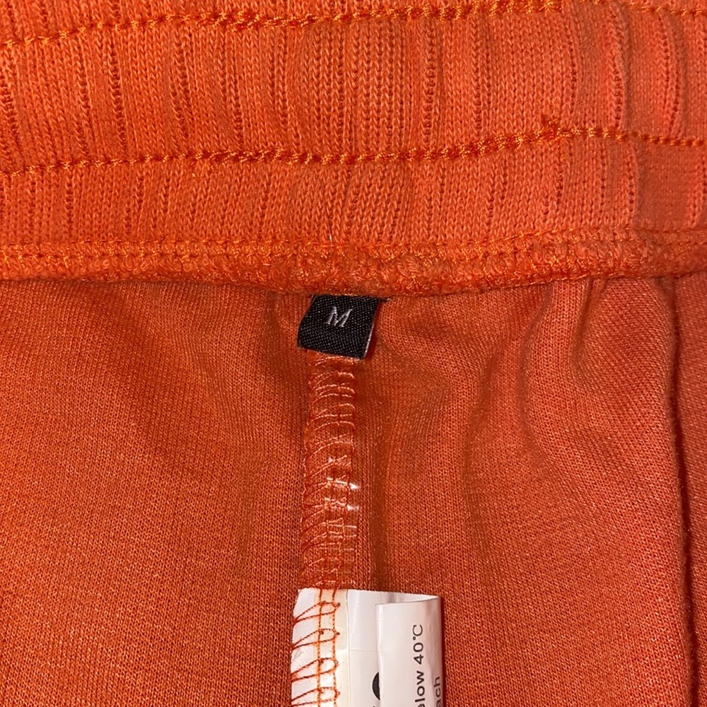 Shorts - Picture 4 of 4